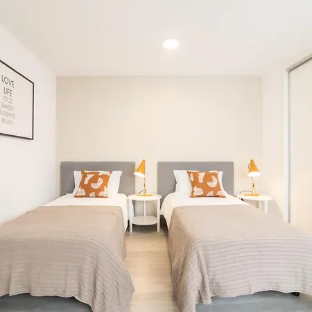 Citadine At Hintze Ribeiro Ponta Delgada