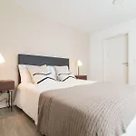 Citadine At Hintze Ribeiro Apartment