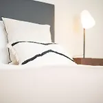 Citadine At Hintze Ribeiro Apartment