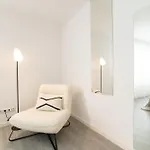 Citadine At Hintze Ribeiro Apartment *
