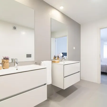 Citadine At Hintze Ribeiro Apartment