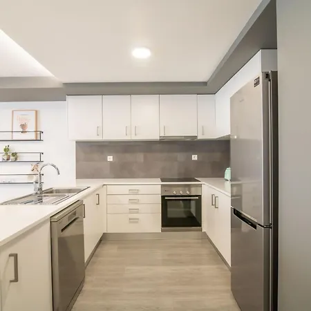 Citadine At Hintze Ribeiro Апартаменты Понта-Делгада