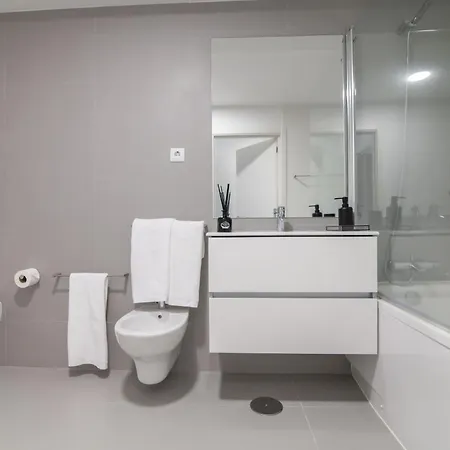 Апартаменты Citadine At Hintze Ribeiro *