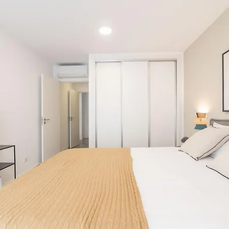 דירה Citadine At Hintze Ribeiro *