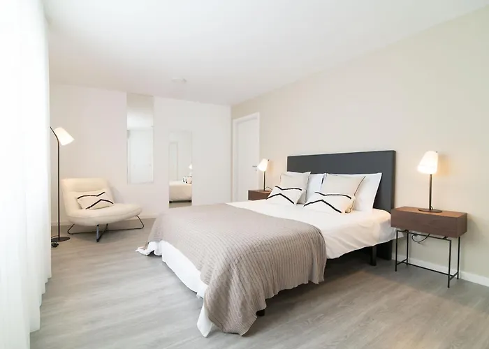 Citadine At Hintze Ribeiro Апартаменты *