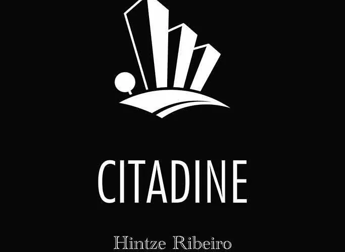 Citadine At Hintze Ribeiro Понта-Делгада